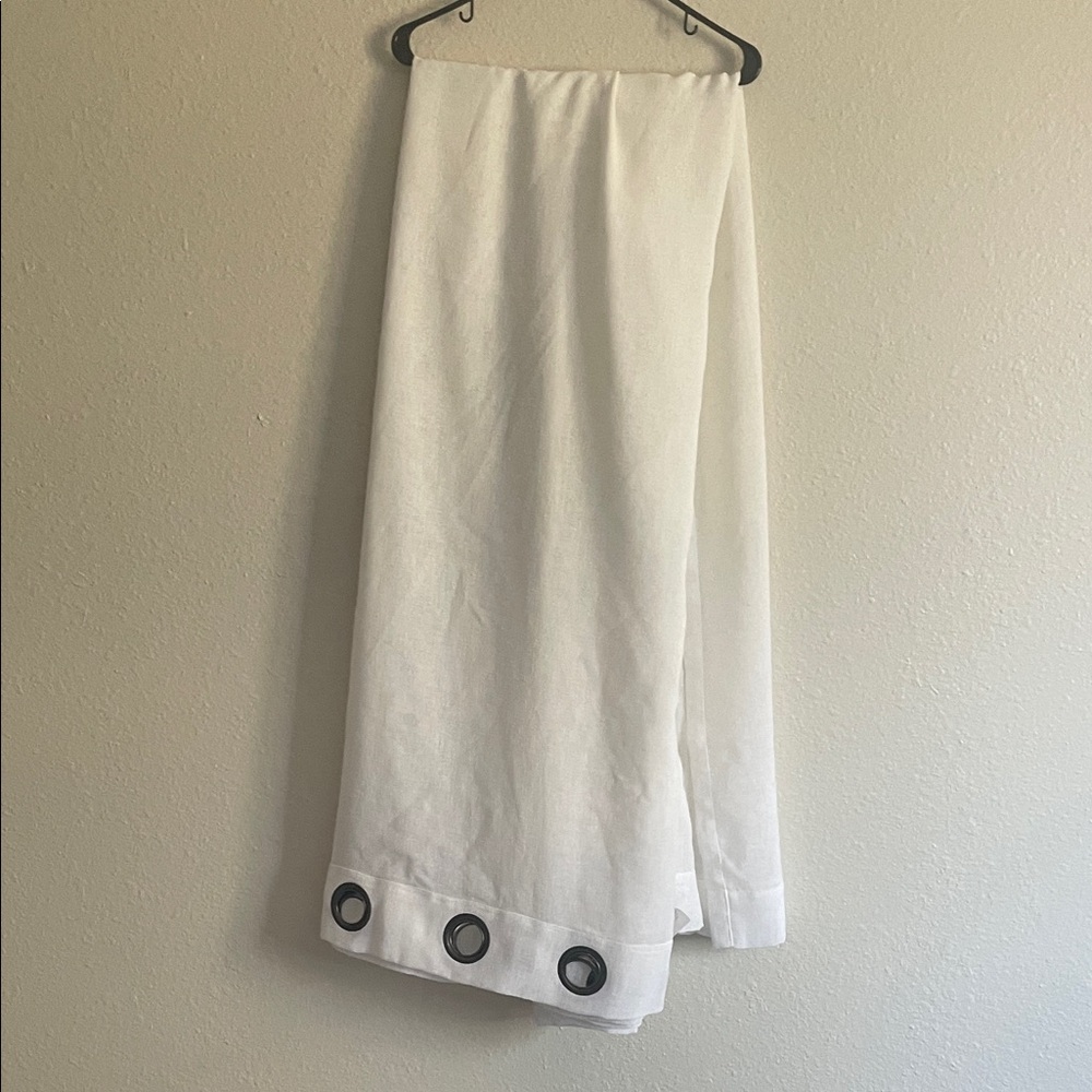 JCPenney White /off white window cortainswith with Rings
